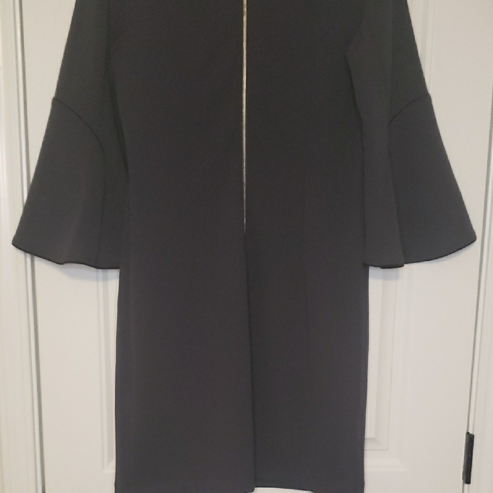 Elegant Gray Women's Dress - Picture 9 of 10